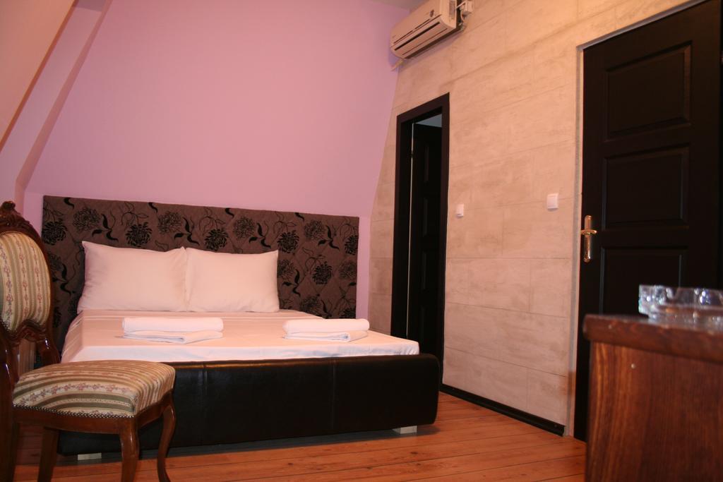 Vila Hedonija Belgrado Kamer foto
