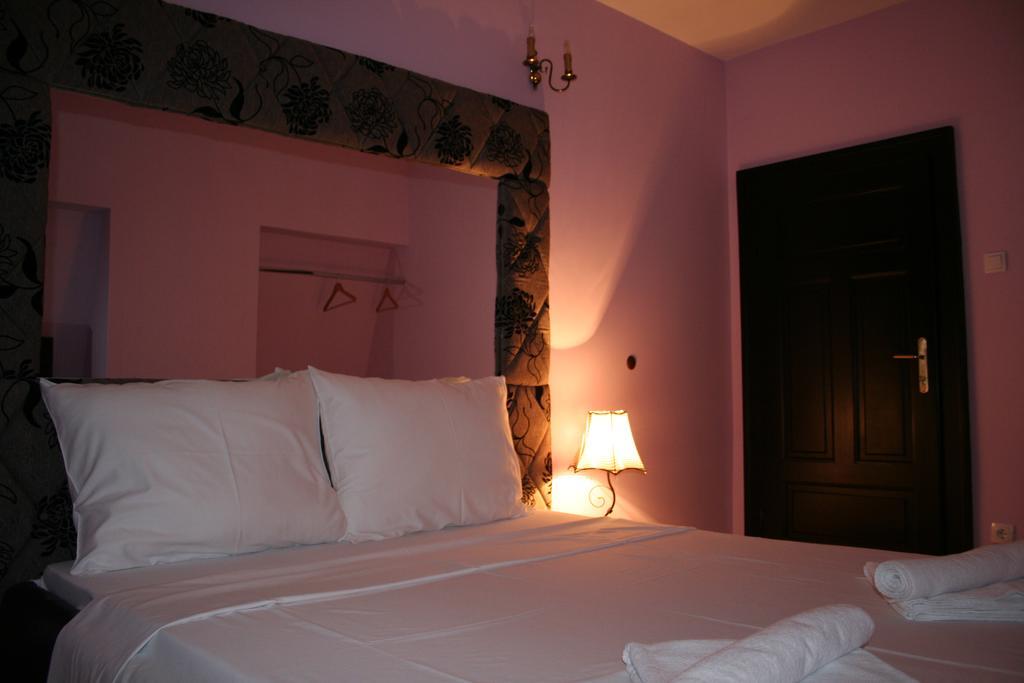 Vila Hedonija Belgrado Buitenkant foto