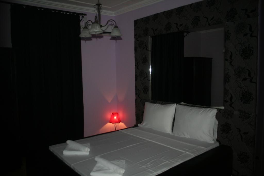 Vila Hedonija Belgrado Kamer foto